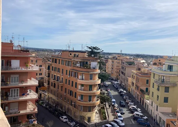 Giulia - With Panoramic View