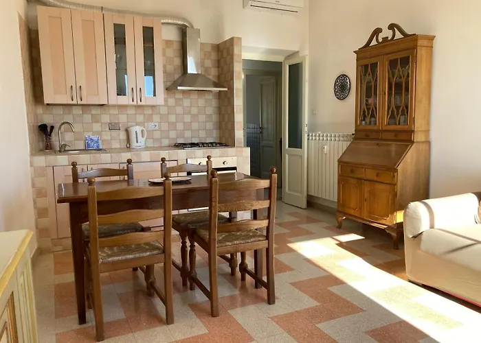 Giulia - With Panoramic View Appartamento *
